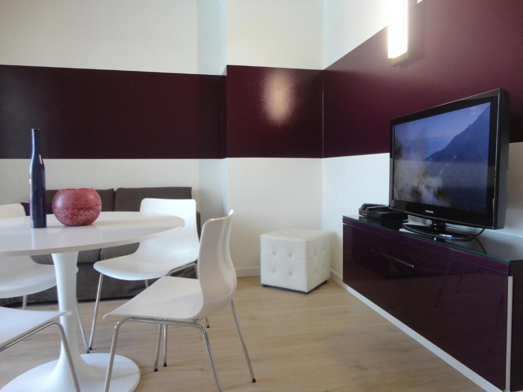 Bio Suites Pacinotti Бардолино Номер фото