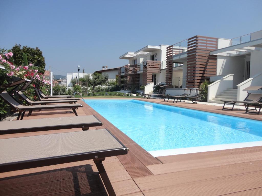 Bio Suites Pacinotti Бардолино Экстерьер фото